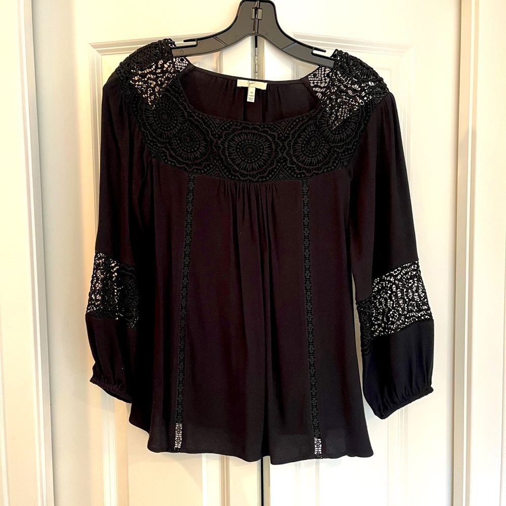 Joie Bellange peasant-style blouse in black with lace insets. Size XS